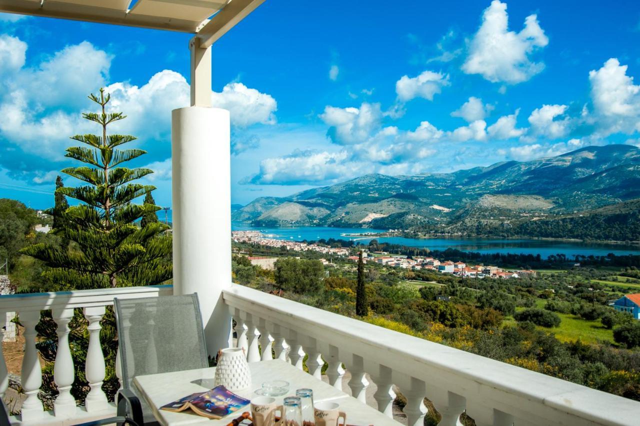 Nikos Apartments Spacious And Panoramic Argostoli  Bagian luar foto