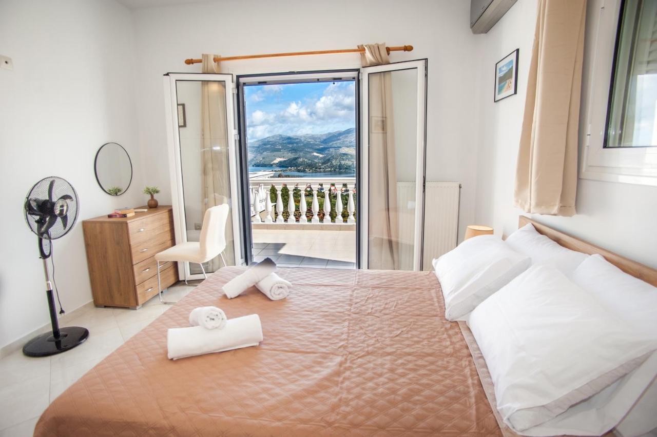 Nikos Apartments Spacious And Panoramic Argostoli  Bagian luar foto