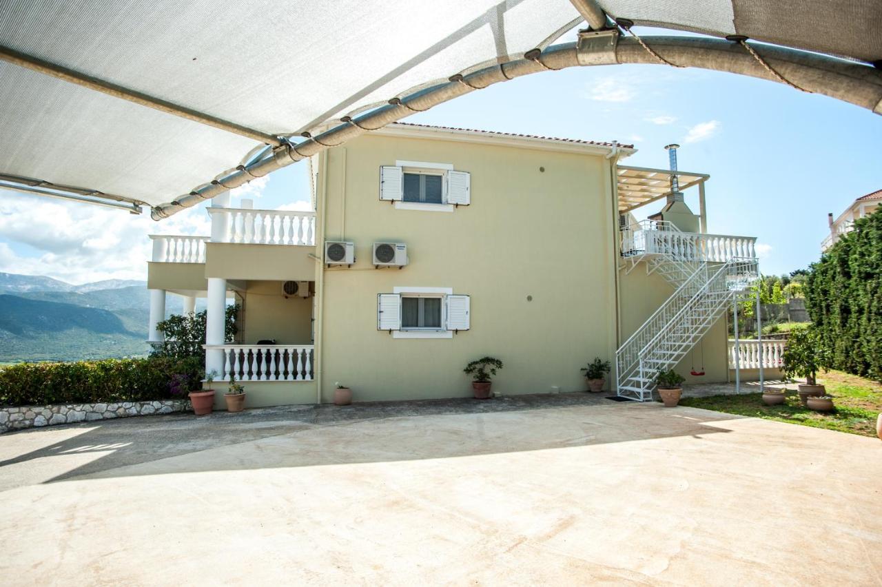 Nikos Apartments Spacious And Panoramic Argostoli  Bagian luar foto
