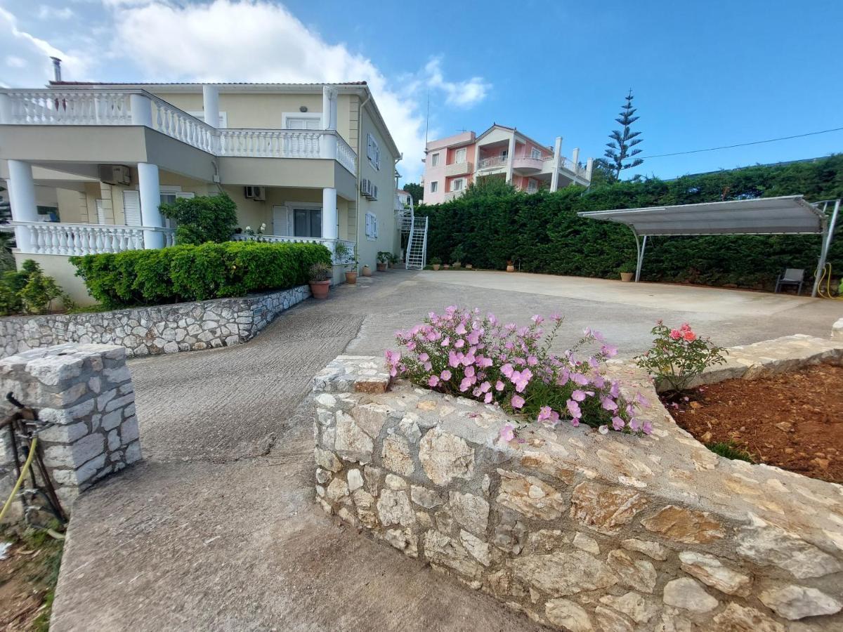 Nikos Apartments Spacious And Panoramic Argostoli  Bagian luar foto